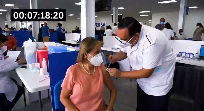 Aplicación de dosis antiCOVID19 en Megacentro de Vacunación dura menos de 15 minutos aplicacion-de-dosis-anticovid19-en-megacentro-de-vacunacion-dura-menos-de-15-minutos